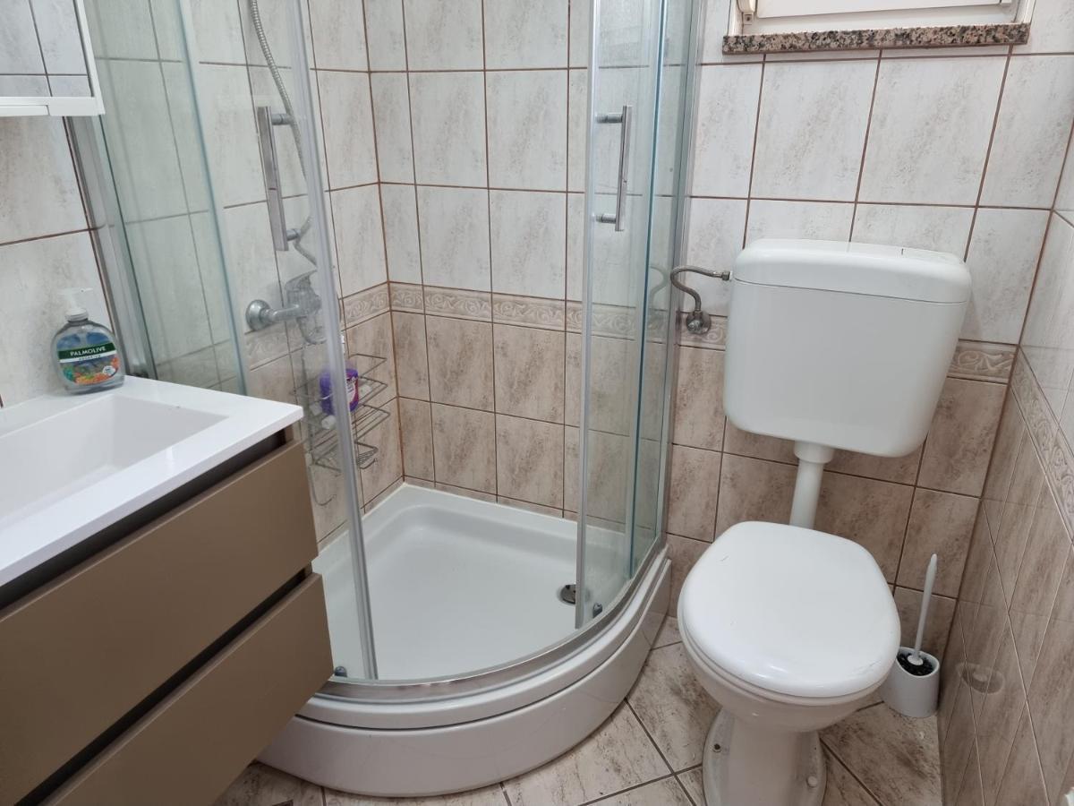 Apartment Aqua Near The City Beach ノヴァリャ 部屋 写真